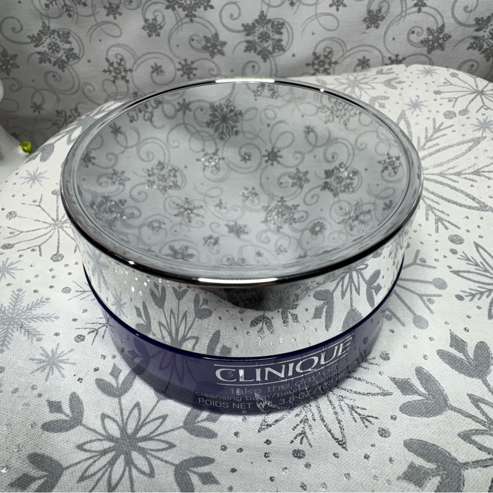 Clinique Take The Day Off Cleansing Balm Makeup Remover 3.8 Oz. Christmas - Picture 6 of 8